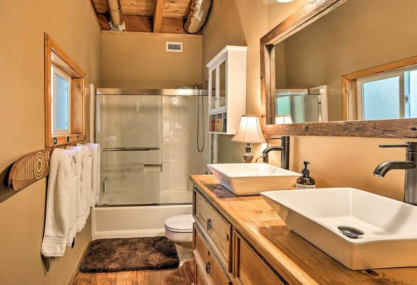 Tree House Chalet  In Lake Arrowhead Village