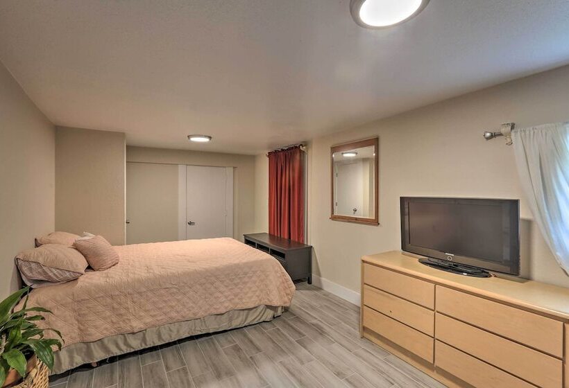 Trendy Denver Getaway ~ 4 Mi To Downtown!