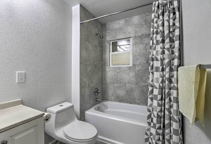 Trendy Denver Getaway ~ 4 Mi To Downtown!