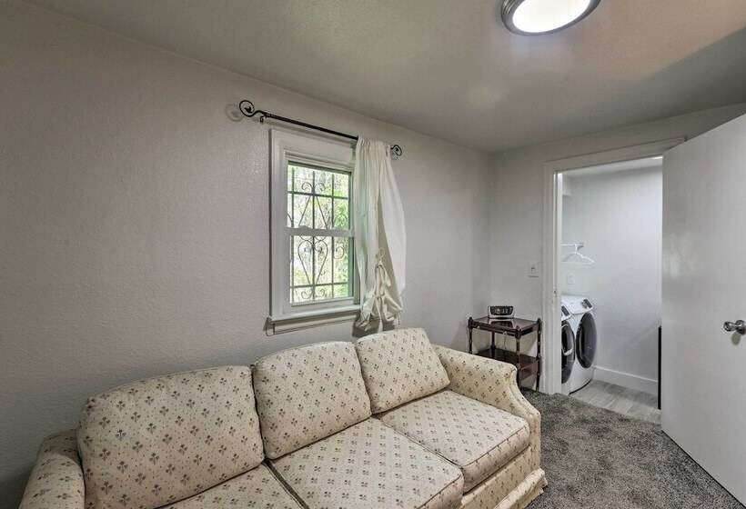 Trendy Denver Getaway ~ 4 Mi To Downtown!