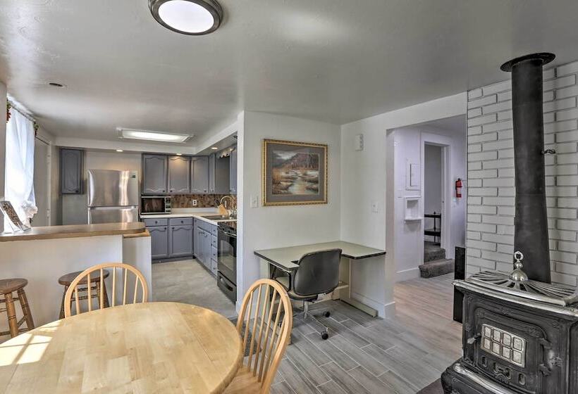 Trendy Denver Getaway ~ 4 Mi To Downtown!