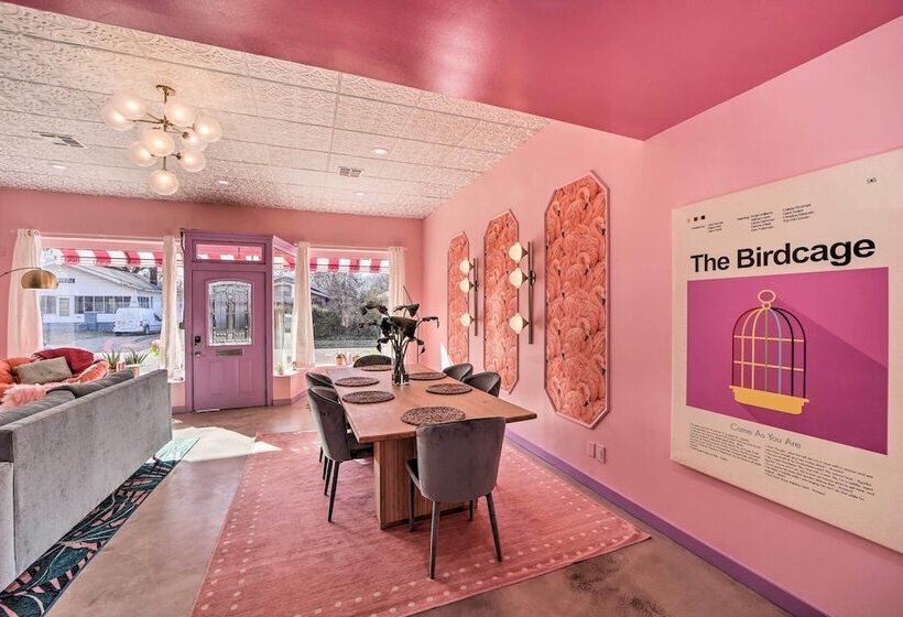 Unique, Themed Tulsa Escape ~ 2 Mi To Downtown!