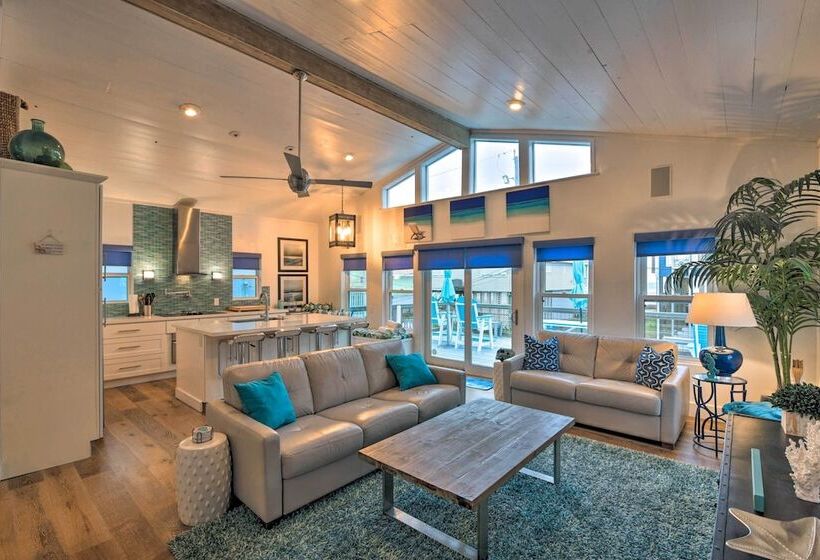Updated Beach House W/ Private Beach + Hot Tub!