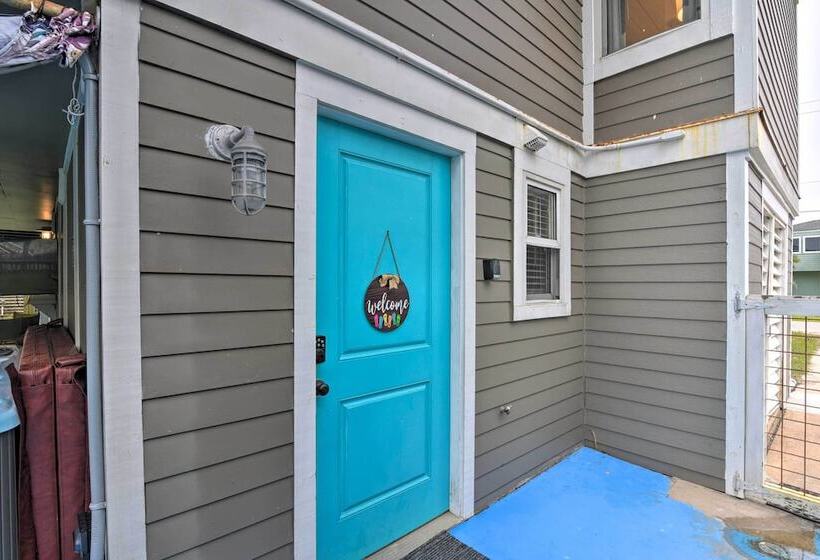 Updated Beach House W/ Private Beach + Hot Tub!