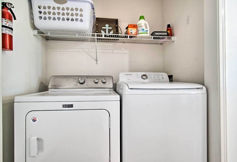 Updated Falmouth Family Home ~ 2 Mi To Beach!