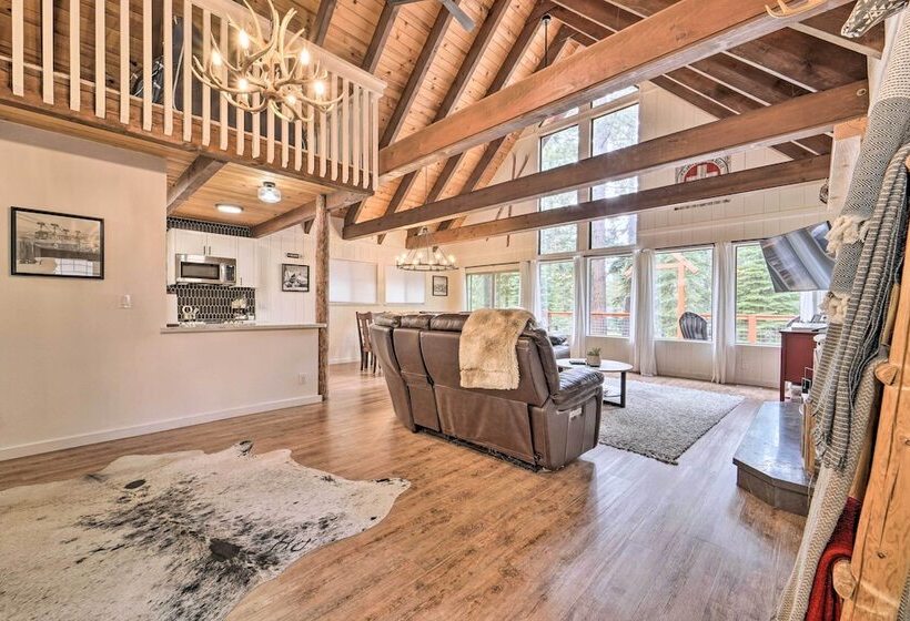 2 Mi To Tahoe Donner: Truckee Getaway W/ Views