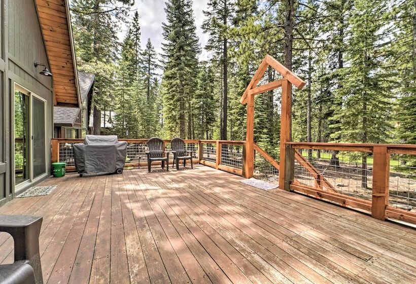 2 Mi To Tahoe Donner: Truckee Getaway W/ Views