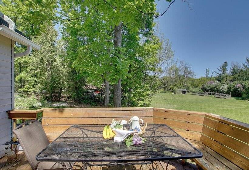 Updated Home W/ Deck: 2 Mi To Sister Bay Beach!