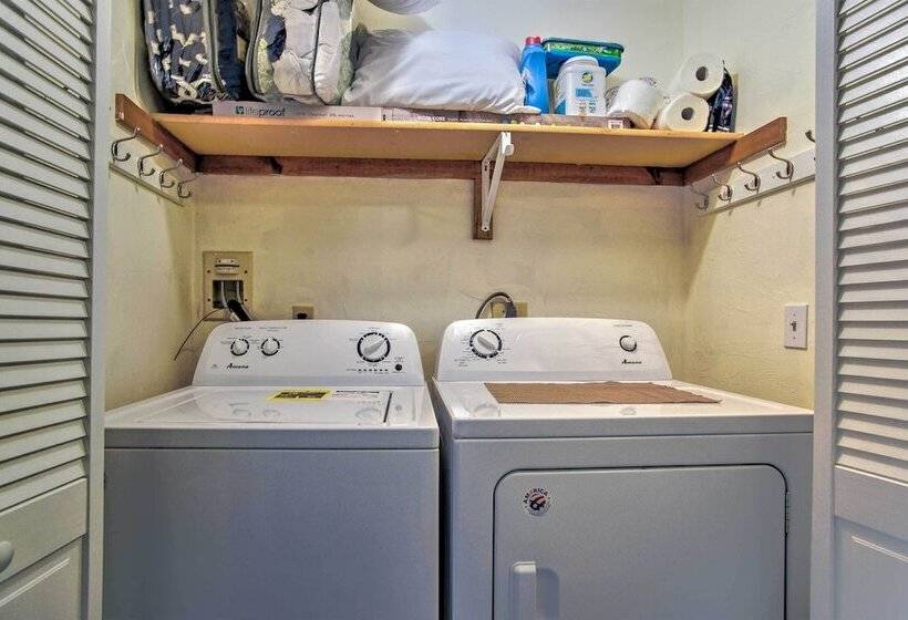 Updated Yarmouth Escape Near Swan Pond + Beaches!