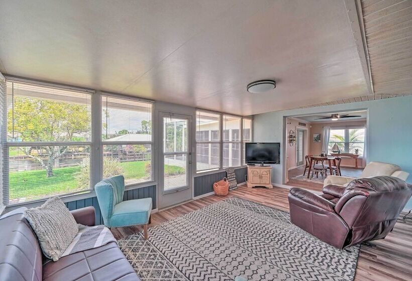 Waterfront Lake Placid Escape W/ Dock & Lanai