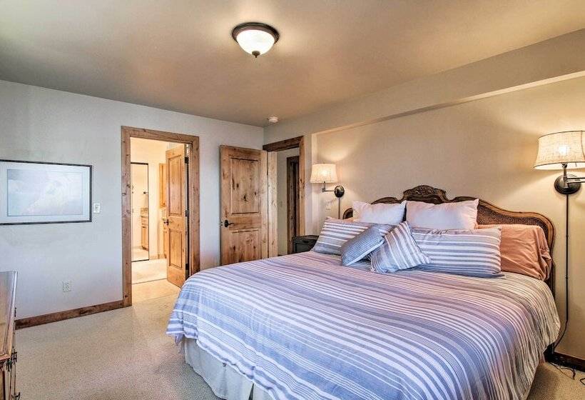 Waterfront Meeks Bay Home: Hot Tub, Walk To Trail