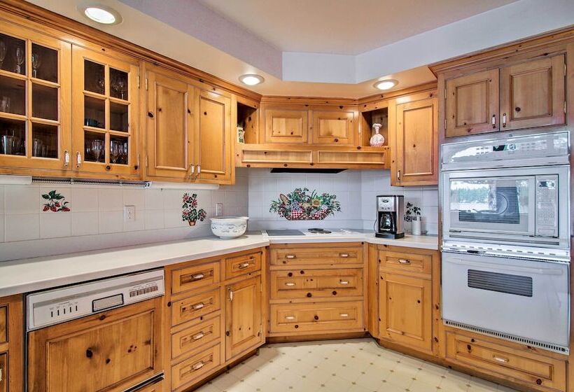 Waterfront Meeks Bay Home: Hot Tub, Walk To Trail