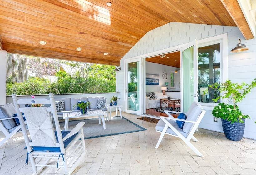 Waterfront Stuart Oasis W/ Hot Tub & Dock!