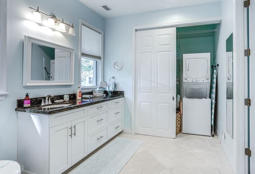 Waterfront Stuart Oasis W/ Hot Tub & Dock!