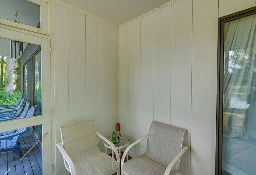 Skiing & Hiking: Water View Home In The Berkshires