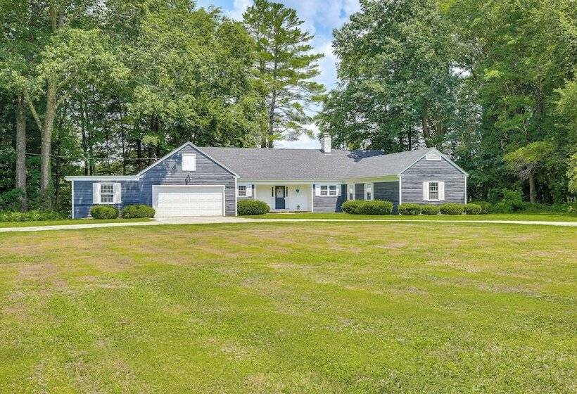 Skiing & Hiking: Water View Home In The Berkshires