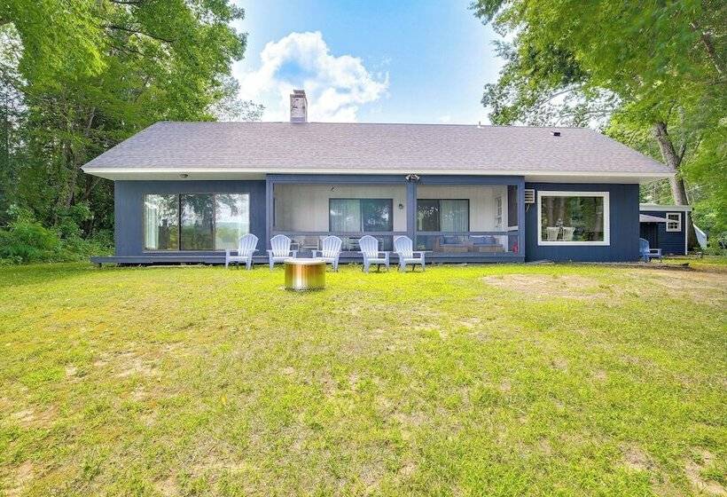 Skiing & Hiking: Water View Home In The Berkshires