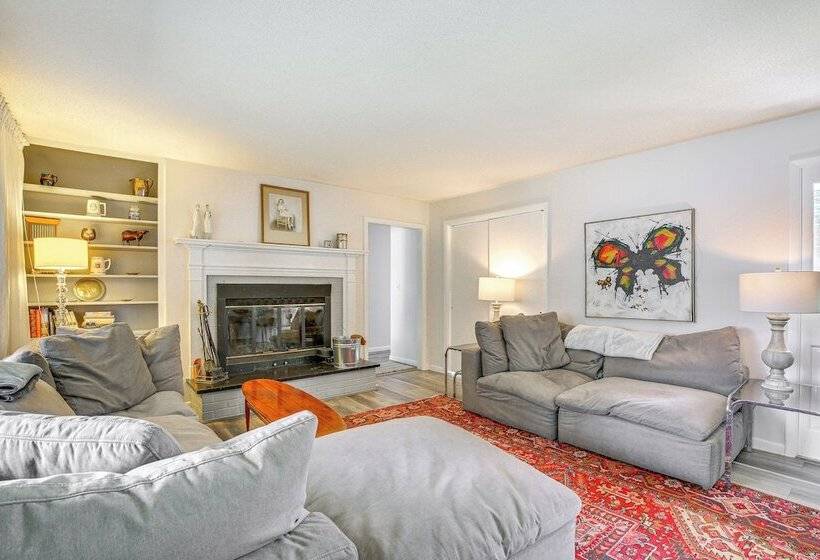 Skiing & Hiking: Water View Home In The Berkshires