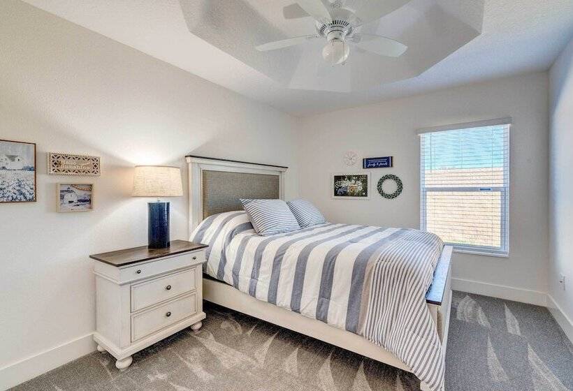 Near Golf: Home W/ Grill & Pool Access In Wildwood