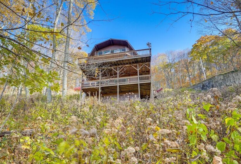 Wolf Laurel Resort Home W/ Long Range Views!