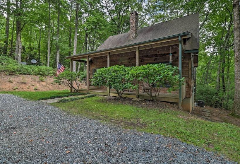 Private Cabin On 2 Acres: Hot Tub, 10 Mi To Boone!