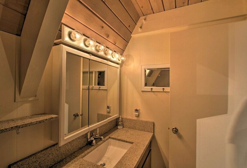 Woodsy Aframe Chalet Half Mile To Cle Elum Lake!