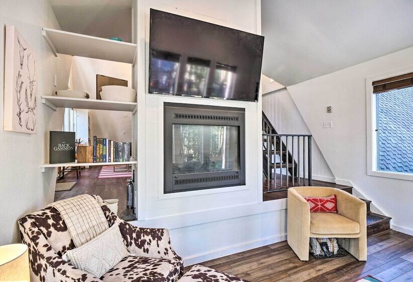 4 Mi To Breck Slopes: A Frame Cabin W/ Hot Tub!