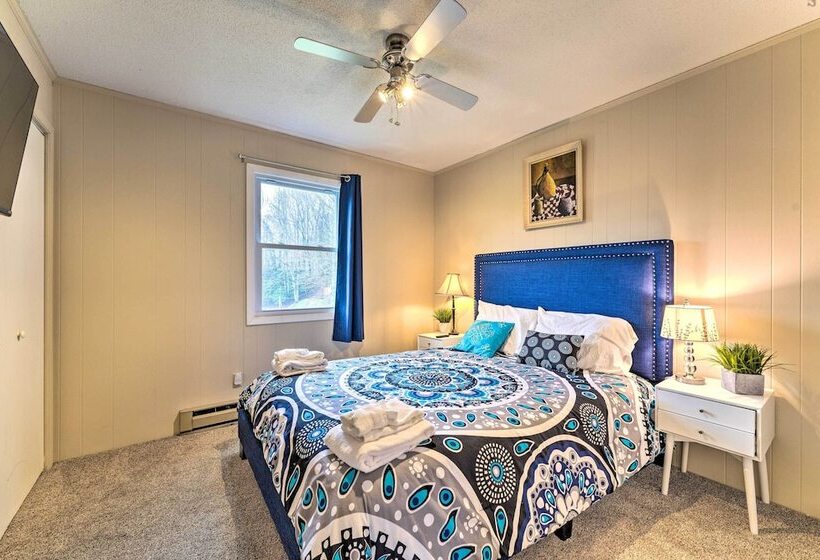 14 Mi To Beech Mountain: Home W/ Grills!