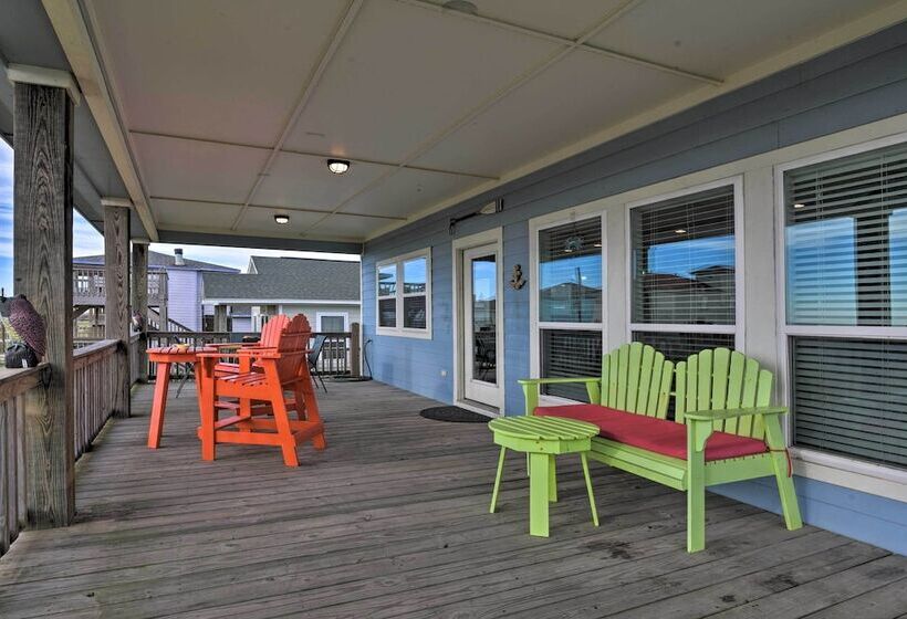 Ocean View & Grill: Crystal Beach Bungalow!