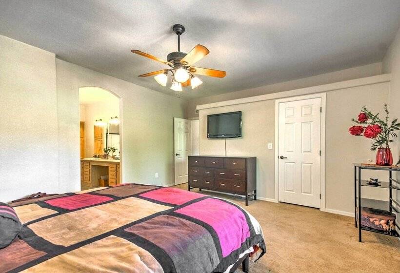 Beautiful Kanab Home W/ Yard   Walk To Restaurants