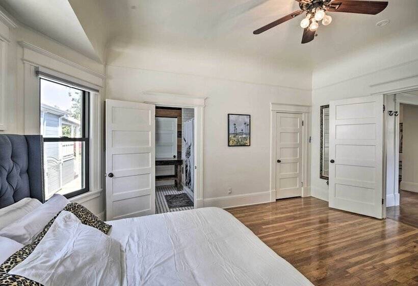 Downtown San Jose Apt W/ Deck: 1 Mi To Sap Center!