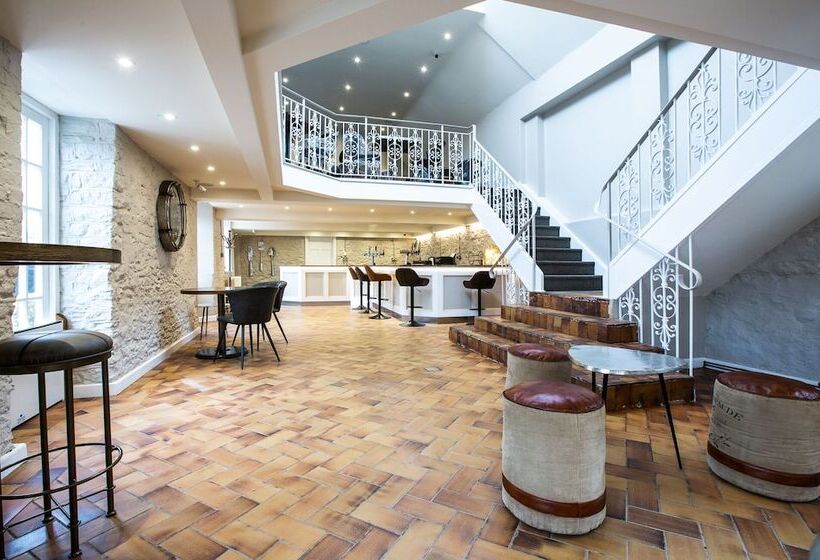 민박 The Hope & Anchor