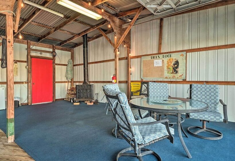 Bethel Island Sanctuary W/ Dock & Boathouse