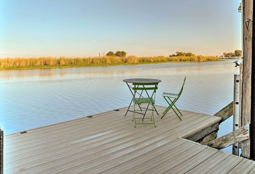 Bethel Island Sanctuary W/ Dock & Boathouse