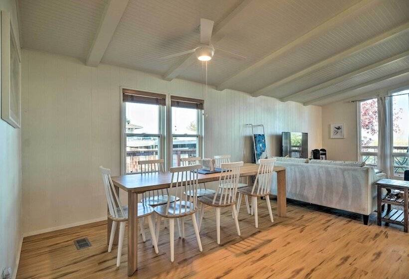 Bethel Island Sanctuary W/ Dock & Boathouse