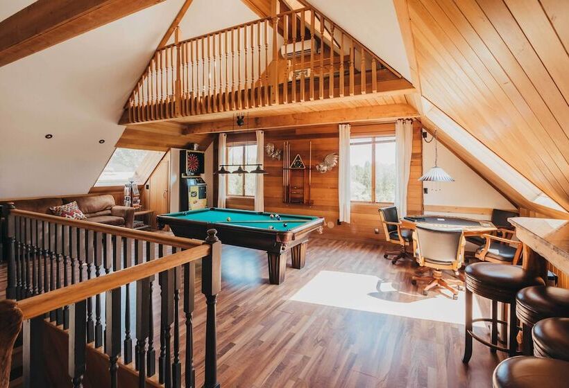 Big House Lodge    Cle Elum Retreat On 8 Acres!