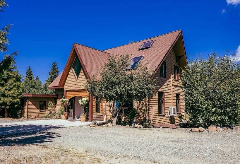 Big House Lodge    Cle Elum Retreat On 8 Acres!