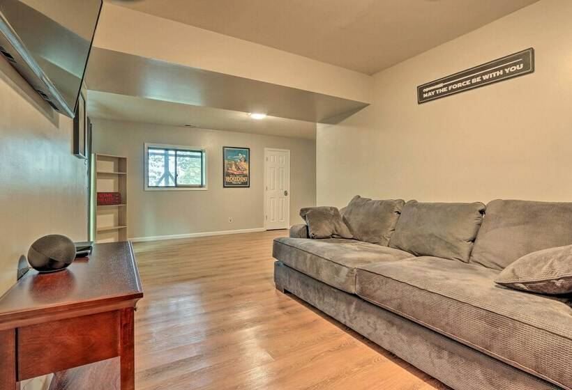 Blue Ridge Acres , Riverfront Home W/ Deck