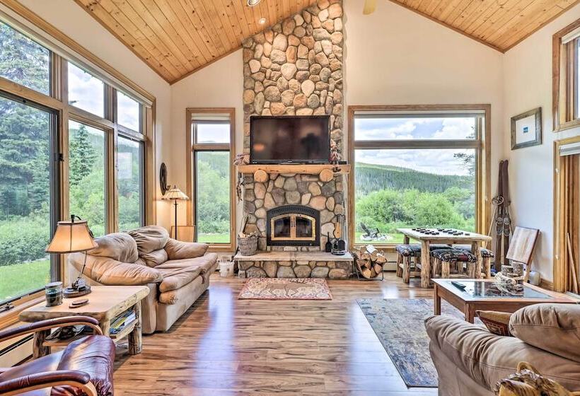 Alpine Escape W/ Mtn Views In Blue River!