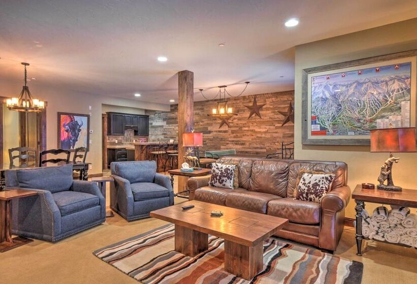 Blue River Home W/ Hot Tub, 6 Mi To Skiing!