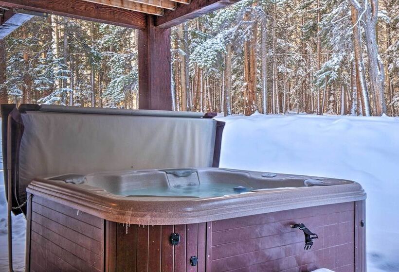 Blue River Home W/ Hot Tub, 6 Mi To Skiing!