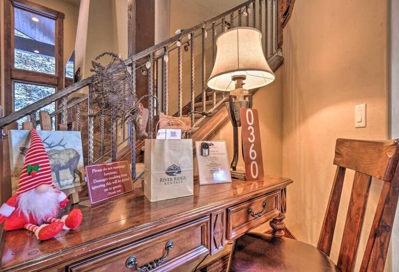 Blue River Home W/ Hot Tub, 6 Mi To Skiing!