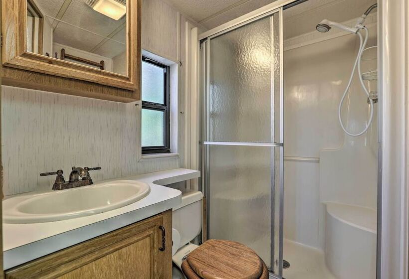 Resort Perks & Mtn Views: Breckenridge Cabin!