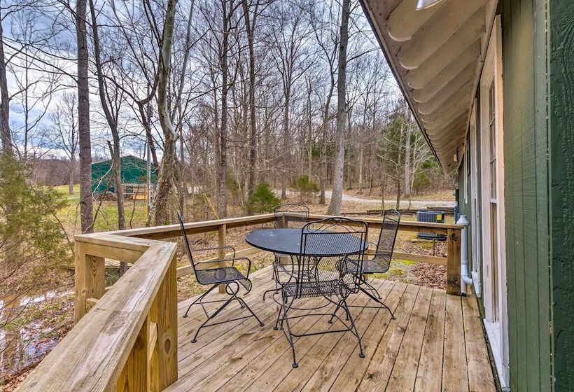 Bright Green Gables Cabin: Hike, Swim & Bbq