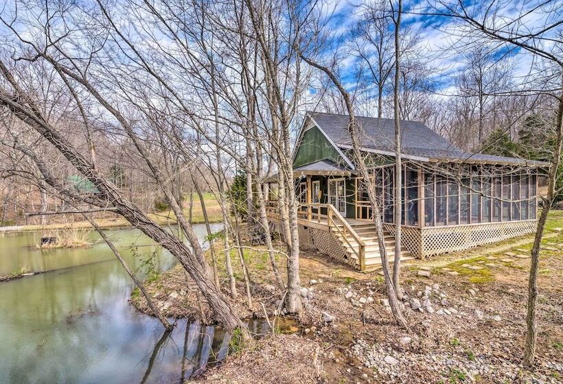 Bright Green Gables Cabin: Hike, Swim & Bbq