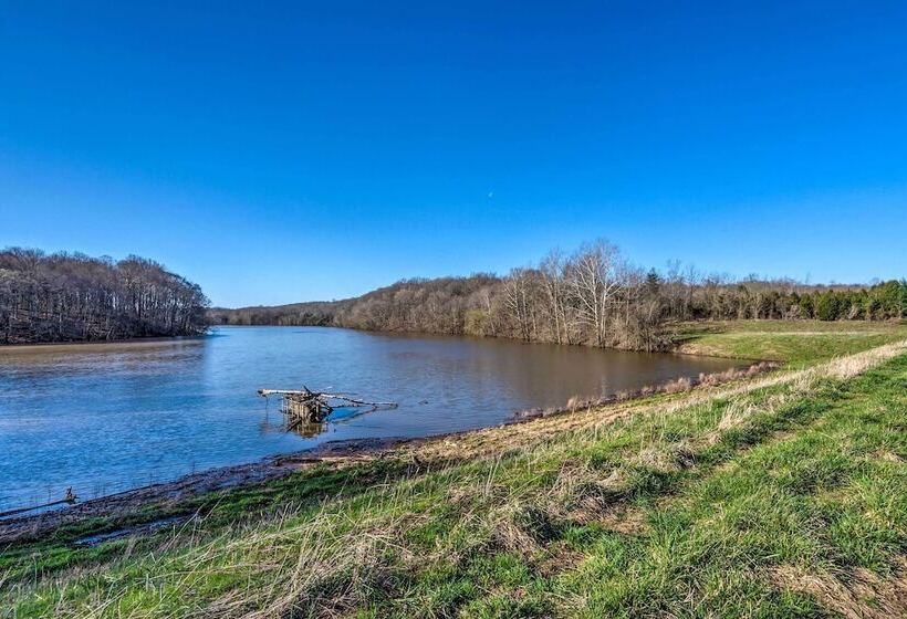 Bright Green Gables Cabin: Hike, Swim & Bbq