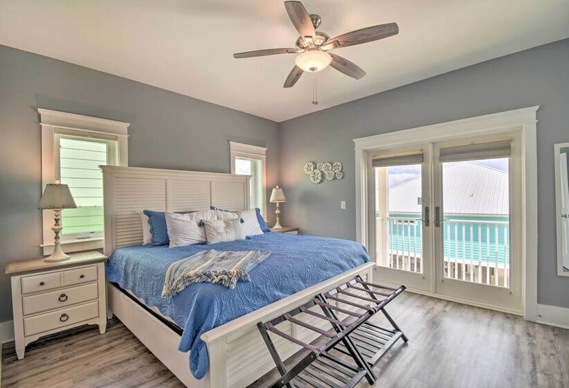Sunny Gulf Shores Retreat W/ Deck: Walk To Beach!