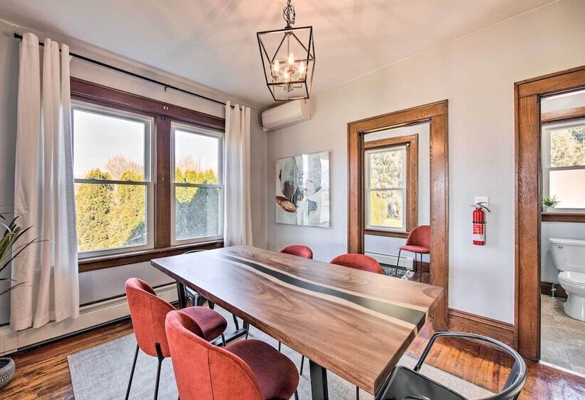 Bright & Sunny Abode, 2 Mi To Hersheypark!