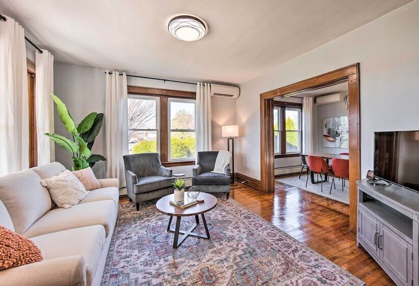 Bright & Sunny Abode, 2 Mi To Hersheypark!