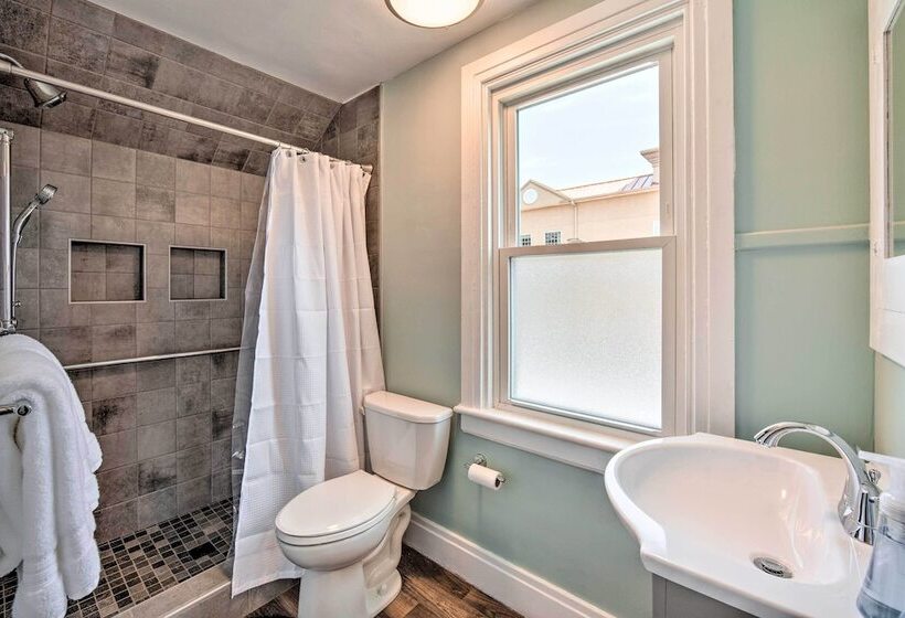 Bright & Sunny Abode, 2 Mi To Hersheypark!